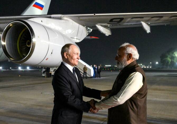 Putin and Modi to discuss Russia-India trade and defense ties amid US pressure